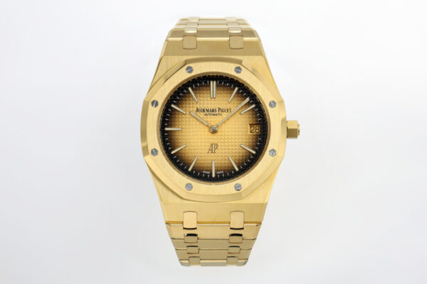 1 Royal Oak Offshore 39mm 16202BA ZF