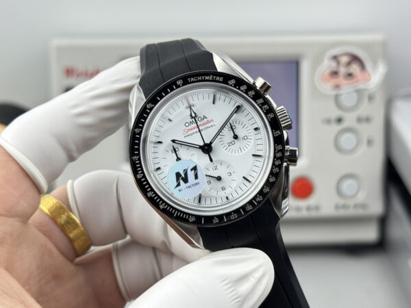Omega Speedmaster Professional Moonwatch 310.32.42.50.04.001