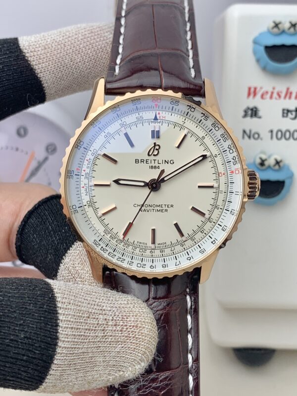 1 Breitling Navitimer Automatic 41 R17329F41G1P1