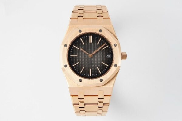 111 Royal Oak Offshore 39mm 16202OR ZF
