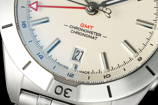 1(2) Breitling Chronomat Automatic GMT 40 A32398101A1A1 BLS