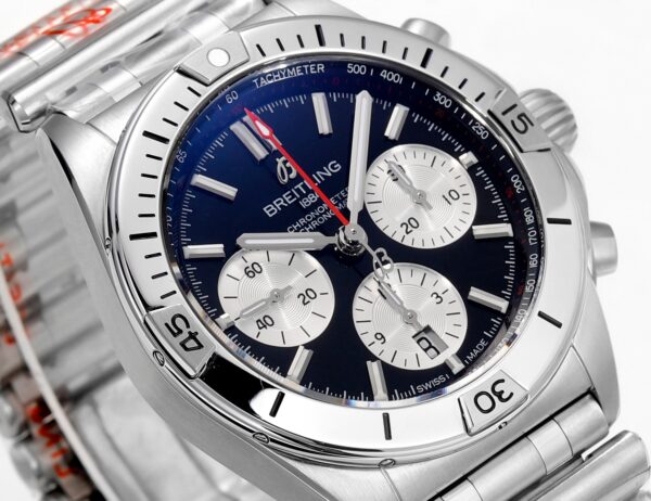 1(2) Breitling Chronomat B01 42mm AB0134101B1A1 BLS