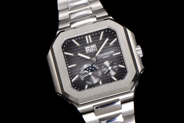 1(3) Patek Philippe Cubitus 5822 Black Dial TWF