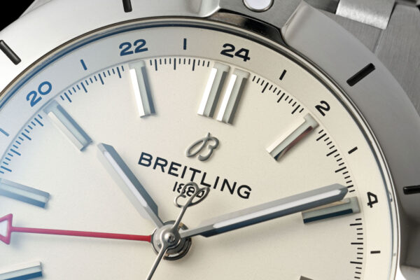 1(3) Breitling Chronomat Automatic GMT 40 A32398101A1A1 BLS