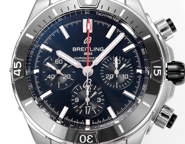 1(3) Breitling Super Chronomat B01 44 AB0136251B2A1 BLS