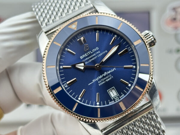 1(3) GF Breitling Superocean Heritage B20 Automatic 42 Blue Dial