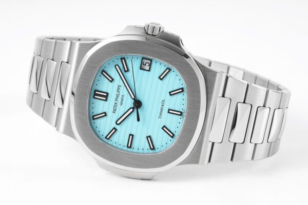 1(4) Patek Philippe Nautilus 5711/1A-018 Tiffany Blue Dial PPF