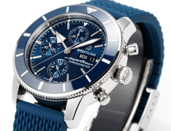 1(5) Breitling Superocean Heritage Chronograph 44 Blue Dial