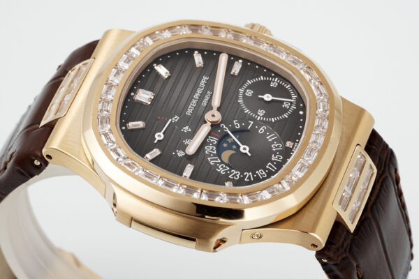 1(6) Patek Philippe Nautilus 5712 Black Brown Dial PPF