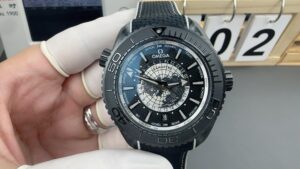 2 Omega Seamaster Planet Ocean Deep Black Worldtimer VSF
