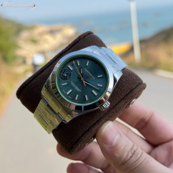 Milgauss 40mm M116400 VS