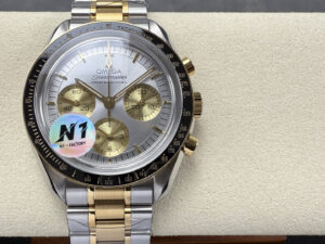 2 Omega Speedmaster Professional Moonwatch 310.20.42.50.02.001
