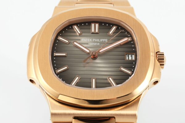 Patek Philippe Nautilus 5711/1R-001 Dark brown gradient Dial PPF