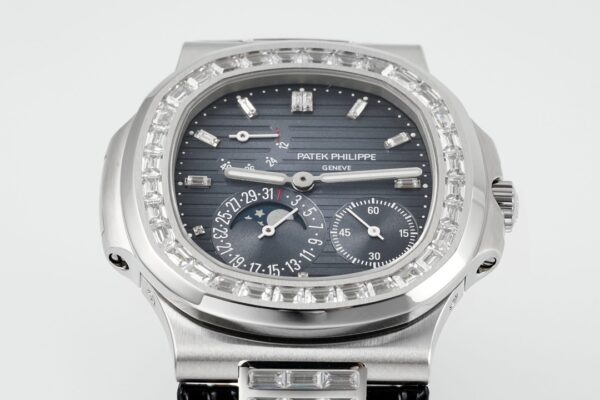 2(1) Patek Philippe Nautilus 5712 Blue Dial PPF