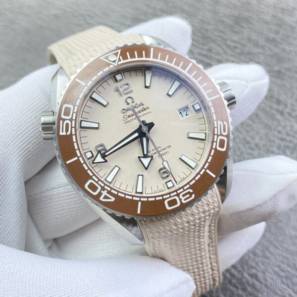 2(1) Omega Seamaster Planet Ocean 600M 43.5mm Collection VS Factory