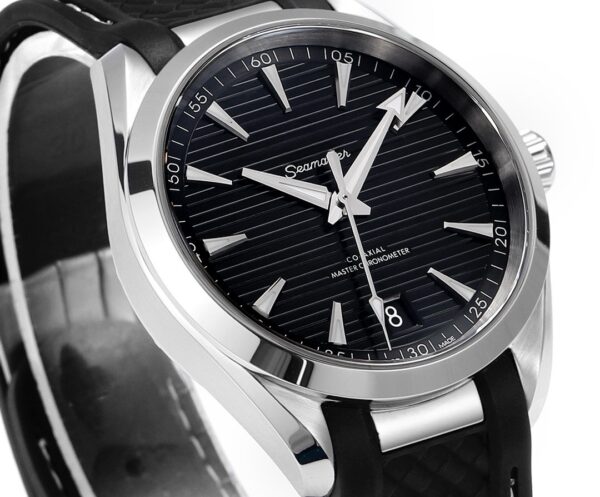 2(2) Omega Seamaster Aqua Terra 150M220.10.41.21.01.001 VSF