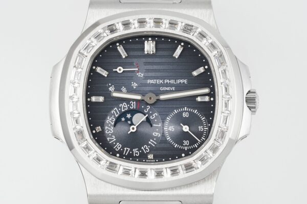 2(2) Patek Philippe Nautilus 5712 Blue Dial PPF