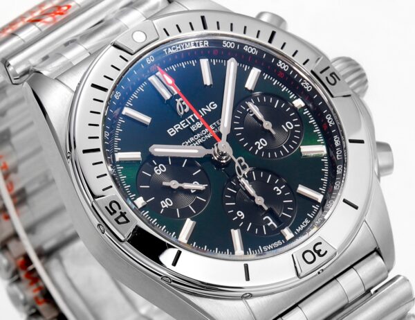 2(2) Breitling Chronomat B01 42mm AB0134101L1A1 BLS