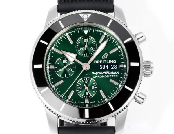 2(2) Breitling Superocean Heritage Chronograph 44 Green Dial