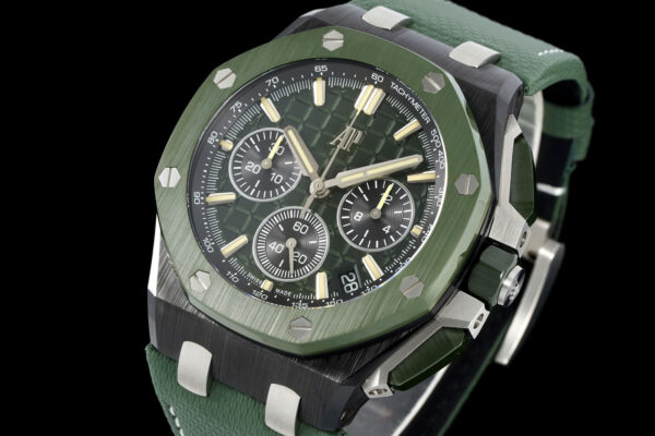 222 Royal Oak Offshore 43mm 26420CE