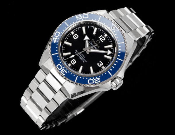 222(4) Omega Seamaster Planet Ocean 600M 42mm Collection
