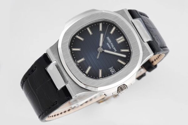 2(3) Patek Philippe Nautilus 5711 Dark Blue gradient Dial PPF