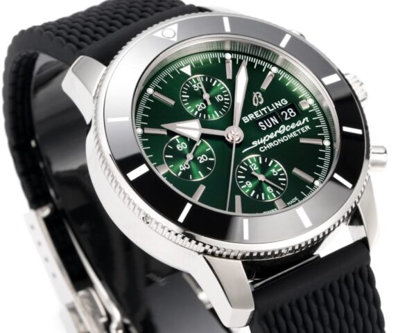 2(3) Breitling Superocean Heritage Chronograph 44 Green Dial