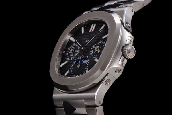 Patek Philippe Nautilus 5740/1G-001