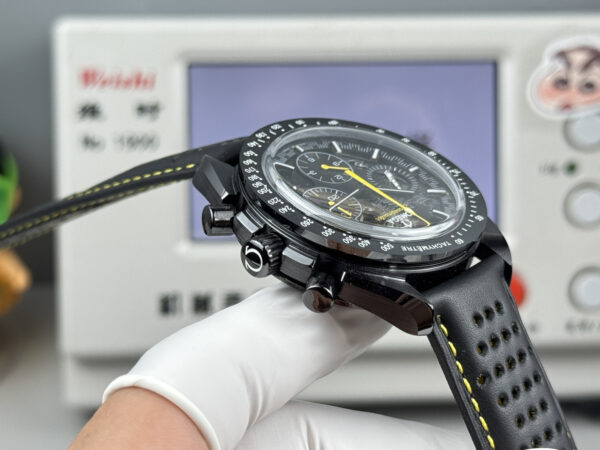 2(5) Omega Speedmaster 310.92.44.50.01.001 Apollo 8
