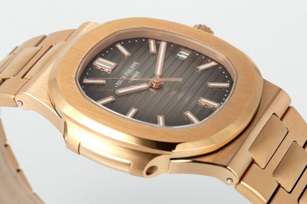 Patek Philippe Nautilus 5711/1R-001 Dark brown gradient Dial PPF