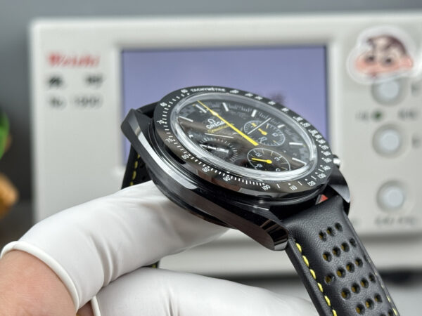 2(6) Omega Speedmaster 310.92.44.50.01.001 Apollo 8
