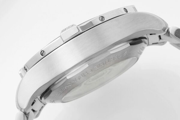 2(6) Breitling Avenger B01 Chronograph 45 Blue Dial steel bracelet