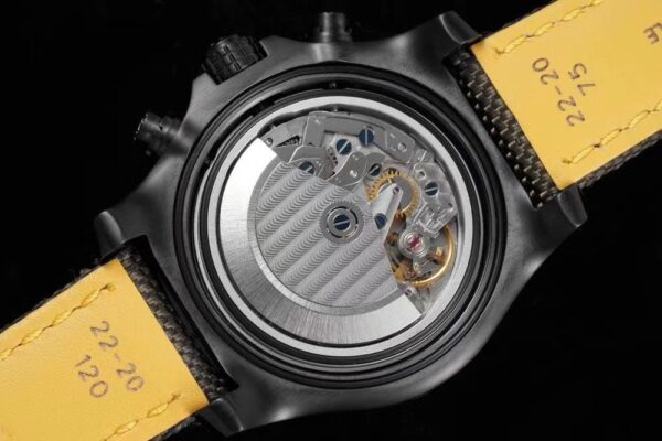 2(6) Breitling Avengers Chronograph 45 Night Mission A13317101B1X1