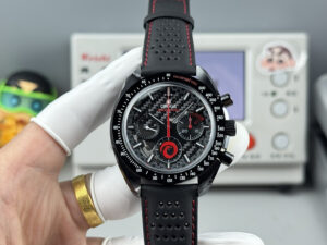 3 Omega Speedmaster 311.92.44.30.01.002 Alinghi Team