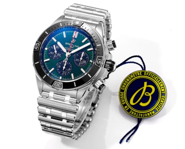 3(1) Breitling Super Chronomat B01 44 AB0136251L1A1 BLS