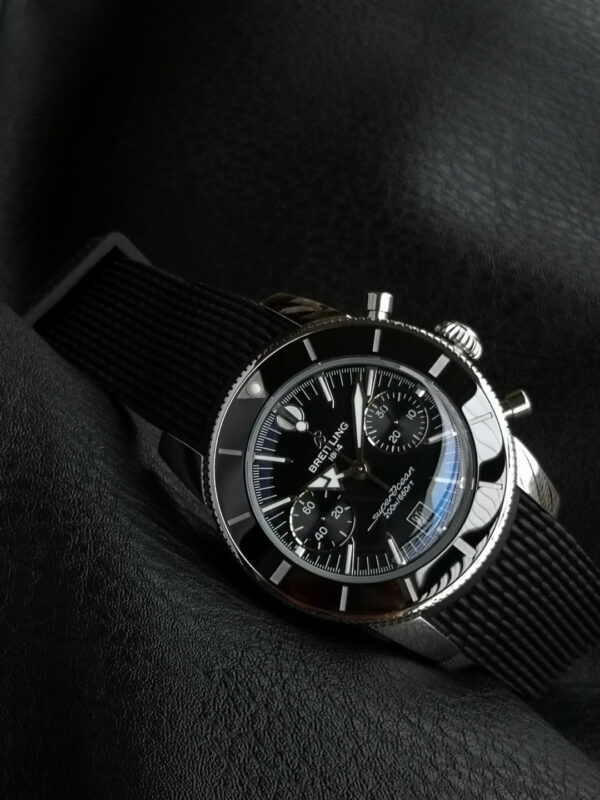 3(1) Breitling Superocean Heritage B01 Chronograph 42 Black Dial