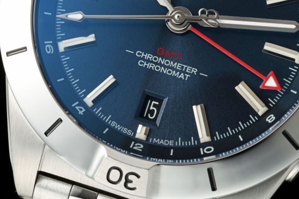 3(2) Breitling Chronomat Automatic GMT 40 A32398101C1A1 BLS