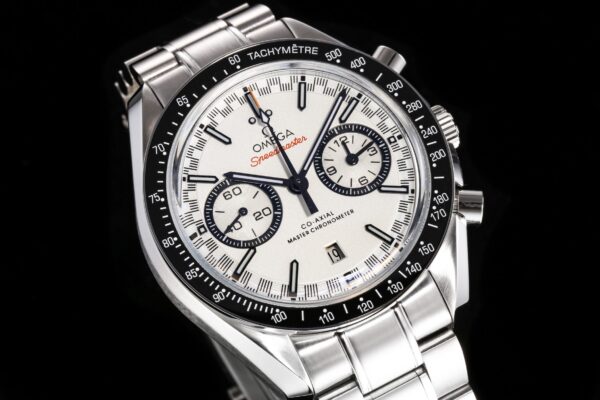 3(2) Omega Speedmaster Racing329.30.44.51.04.001 White Dial