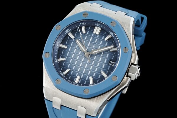 Royal Oak Offshore 15605 43mm