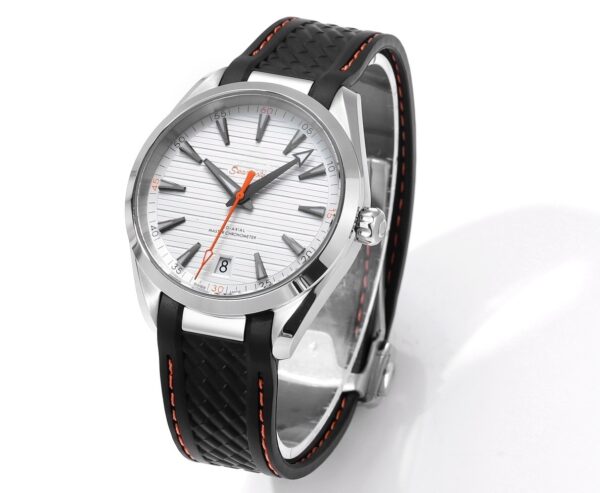 3(3) Omega Seamaster Aqua Terra 150M220.10.41.21.02.002 VSF