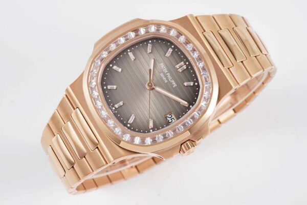 3(3) Patek Philippe Nautilus 5711 Dark brown gradient Dial PPF