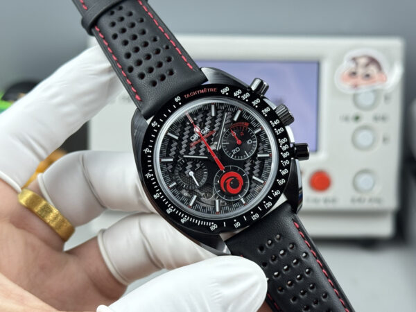 3(4) Omega Speedmaster 311.92.44.30.01.002 Alinghi Team