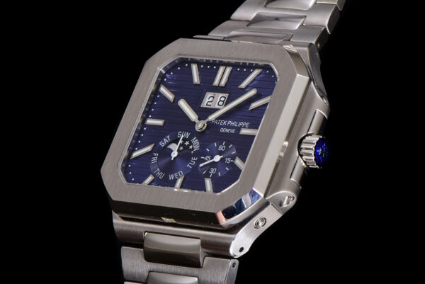 3(4) Patek Philippe Cubitus 5822 Blue Dial TWF