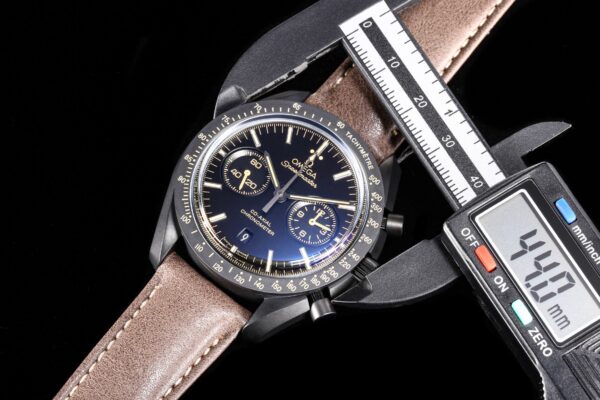 3(4) Omega Speedmaster 311.92.44.51.01.006 Pitch Black