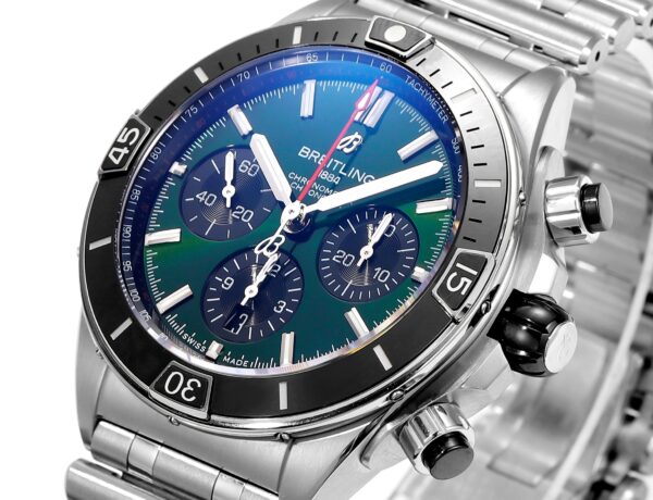 3(4) Breitling Super Chronomat B01 44 AB0136251L1A1 BLS