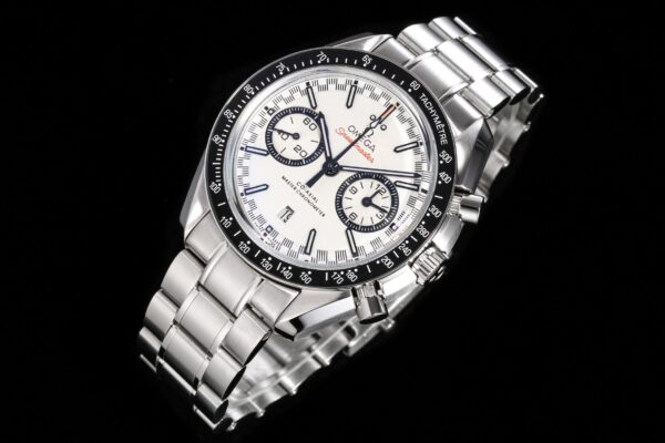 3(4) Omega Speedmaster Racing329.30.44.51.04.001 White Dial