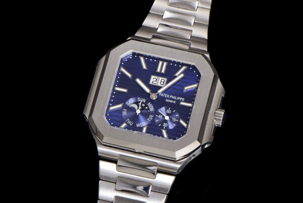 3(5) Patek Philippe Cubitus 5822 Blue Dial TWF