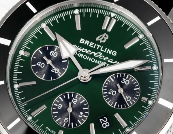 3(5) Breitling Superocean Heritage Green Blackeye Limited Edition