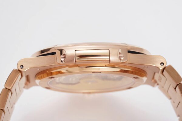 3(6) Patek Philippe Nautilus 5711 Dark brown gradient Dial PPF