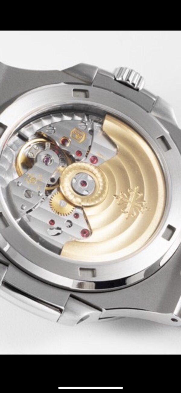 3(8) Patek Philippe Nautilus 5711 White Dial PPF
